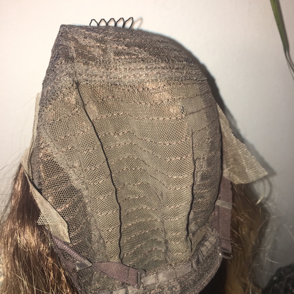 Lace front wig - Picture 7 of 7